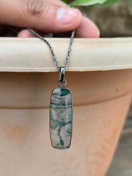 Earthy Moss Agate Witchy Necklace for Men - Gift for Boyfriend