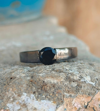 Men’s Black Onyx Band – Minimalist 925 Silver Ring
