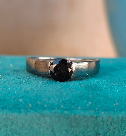 Men’s Black Onyx Band – Minimalist 925 Silver Ring