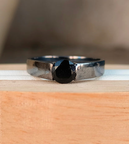 Men’s Black Onyx Band – Minimalist 925 Silver Ring