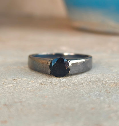 Men’s Black Onyx Band – Minimalist 925 Silver Ring