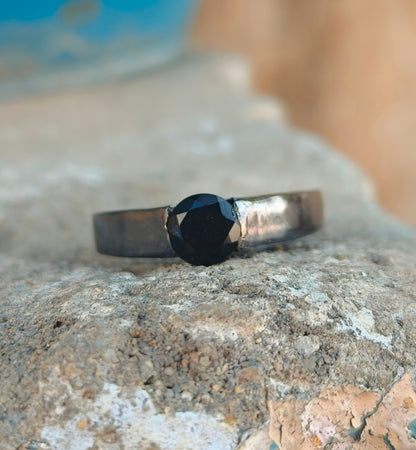 Men’s Black Onyx Band – Minimalist 925 Silver Ring