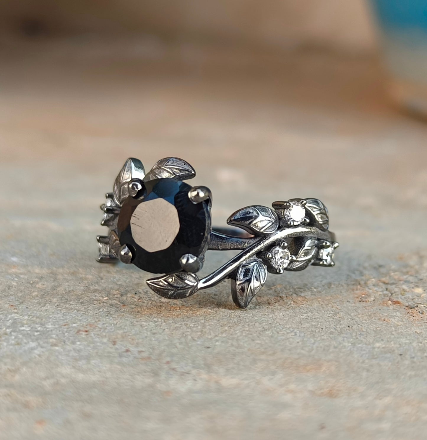 Witchy Leaf Black Onyx Ring - SilverForestaa