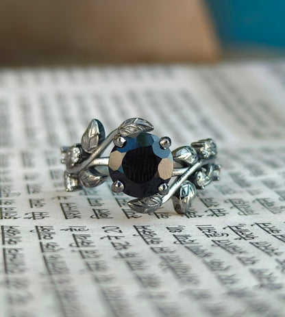 Witchy Leaf Black Onyx Ring - SilverForestaa
