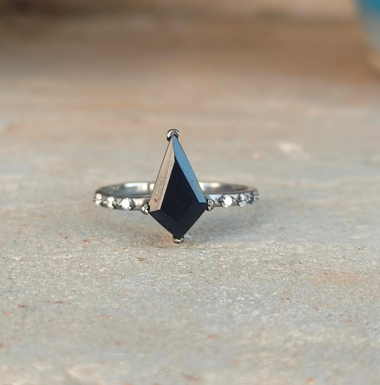 Kite Black Onyx Ring 925 Silver - SilverForestaa