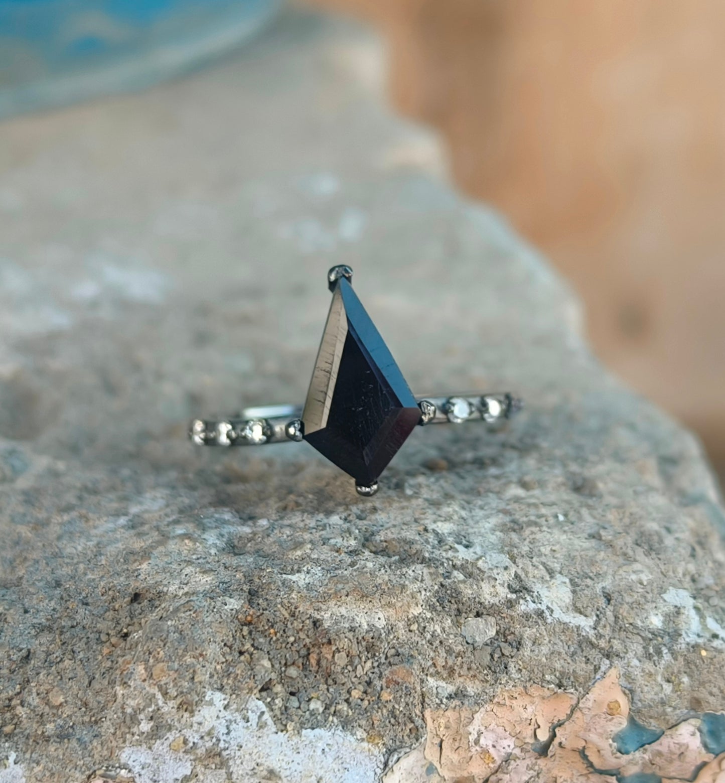 Kite Black Onyx Ring 925 Silver - SilverForestaa