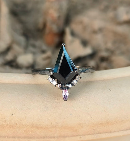 Black Onyx Kite Ring – Dainty Silver