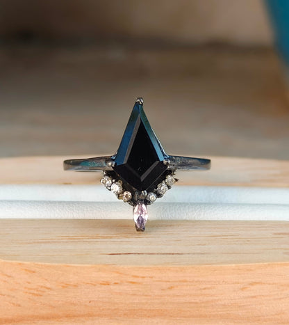 Black Onyx Kite Ring – Dainty Silver