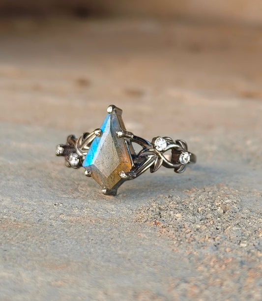 Silver Branches Labradorite Ring | 925 Sterling Silver