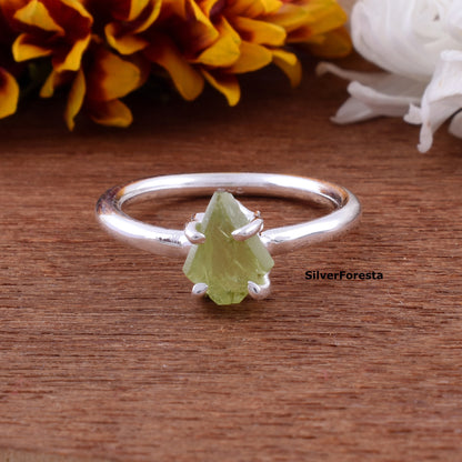 Rough Peridot Coffin Ring 925 Silver Gemstone Jewelry